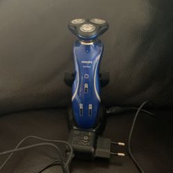 Philips Sensotouch Electric Shaver RQ1150