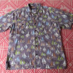 Reyn Spooner Mens Hawaiian Dress Size M purple plum Sailboats Nautical Cotton