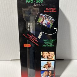Pro-XG3 Selfie Stick. Extends to 39"! New in Box!