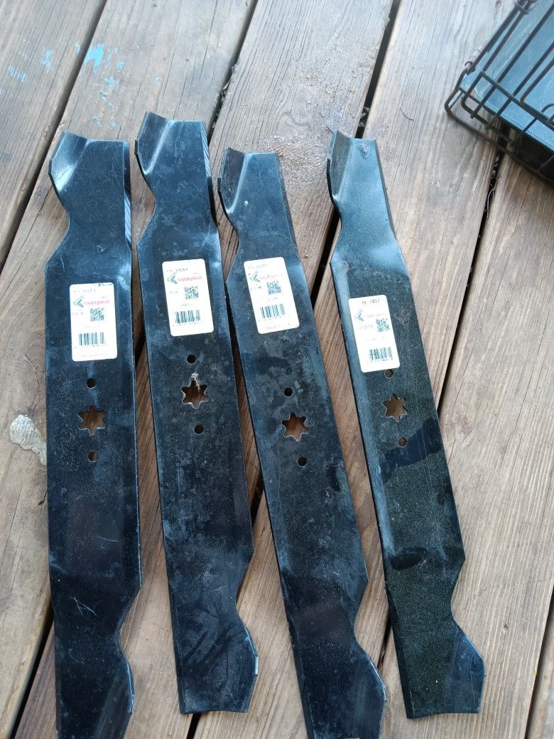 MTD Mower Blades 42'deck