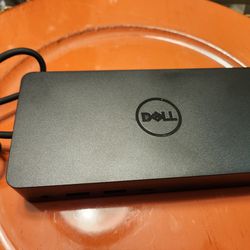 Dell Docking Station D6000 Great Condition!