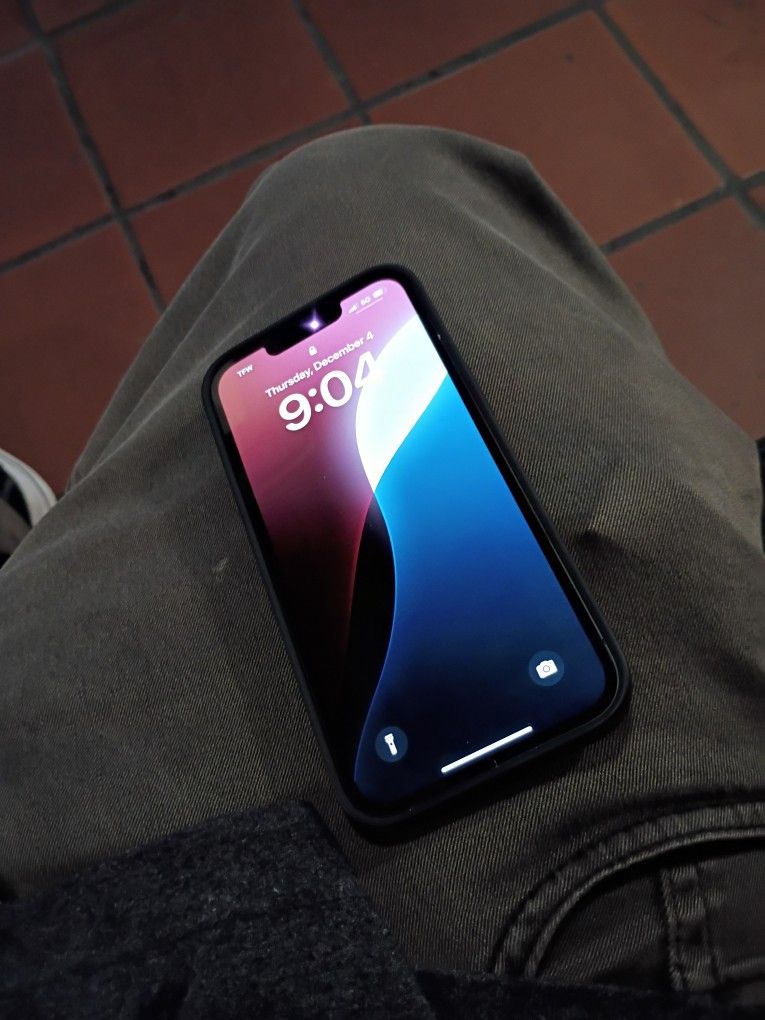 iPhone 16e And Cellular Service Within Warranty 