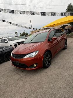 2018 Chrysler Pacifica