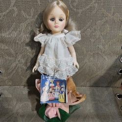 11" Effanbee Story Book Doll THUMBELINA #1163