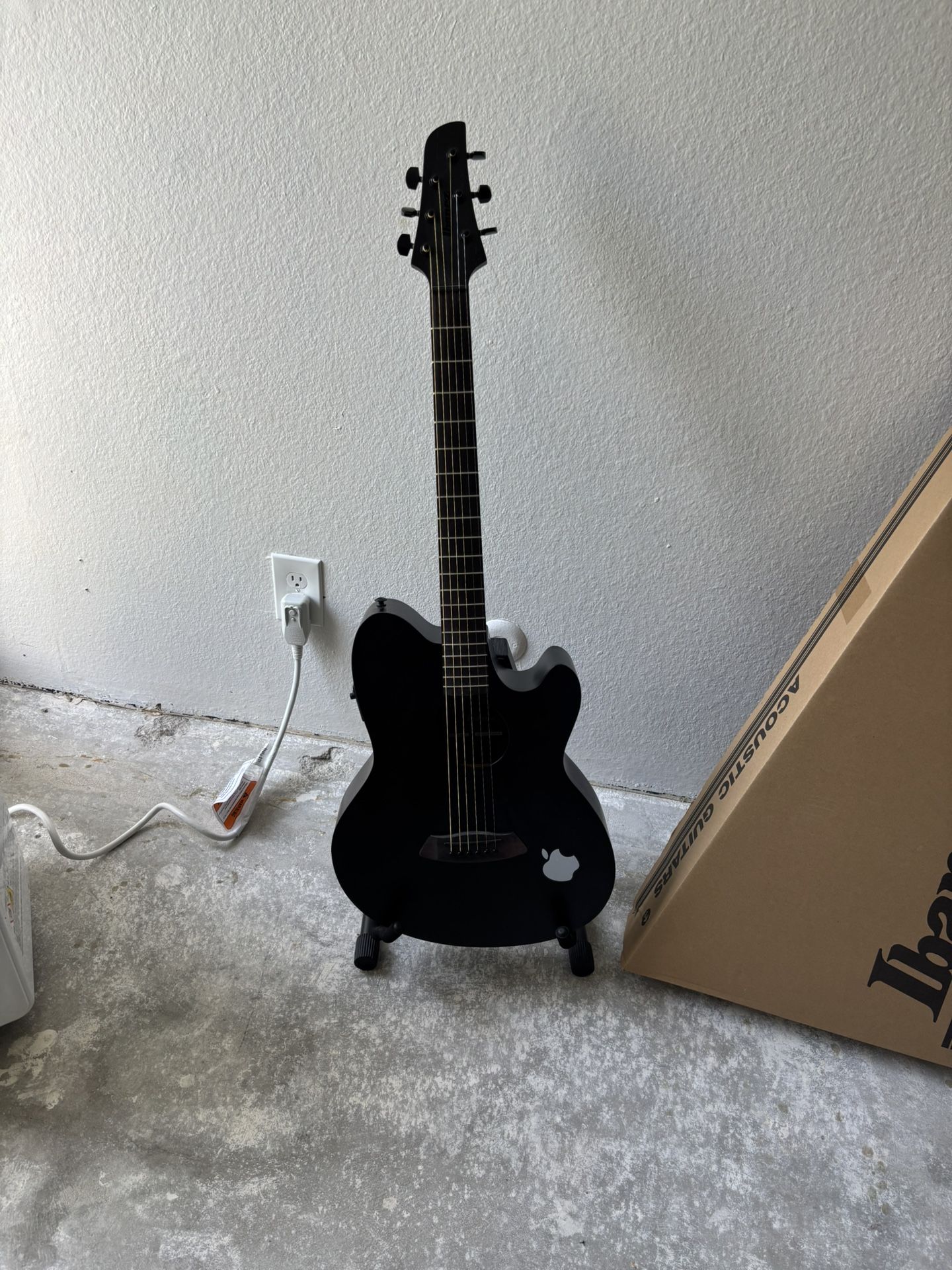 Acoustic Guitar Tallman