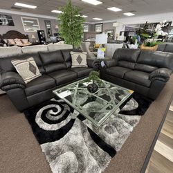 2 Pc Sofa And Loveseat 