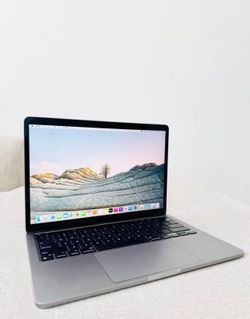 MacBook Air 13 inch 2020 8Gb Ram 256Gb Storage