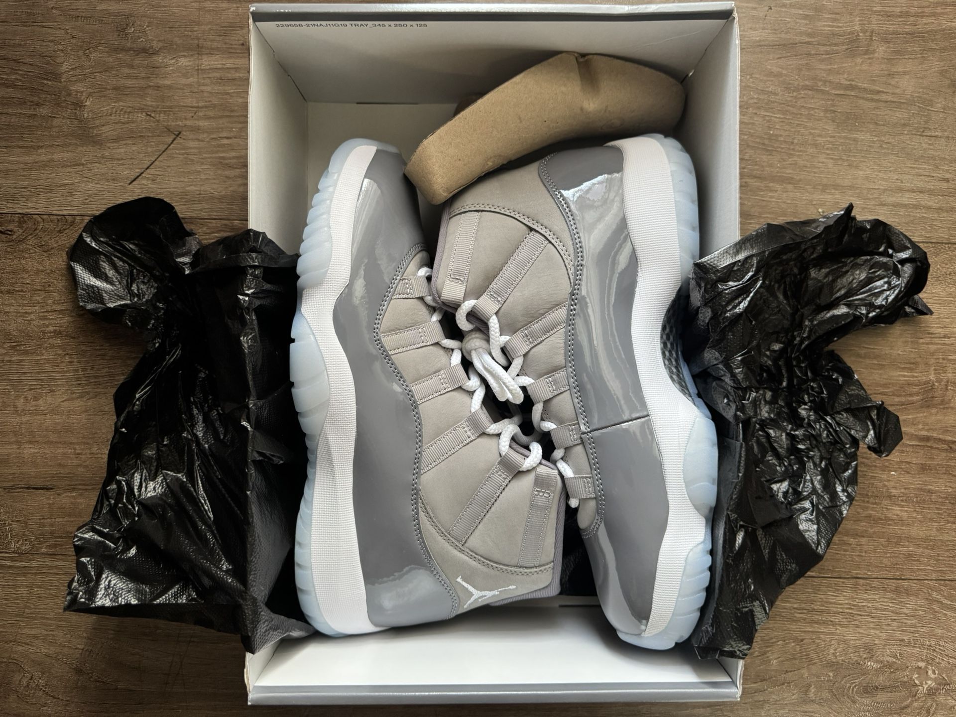 Air Jordan 11 Retro ‘Cool Grey’
