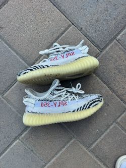 Yeezy 350 Zebra