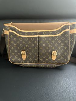 Louis Vuitton Sac Gibeciere Messenger Bag Monogram Canvas GM Brown