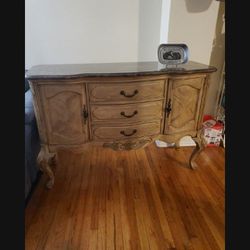 Sideboard Buffet/With Mirror 