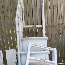Pool Ladder 