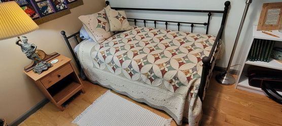 Trundle Bed - Two Twin-size Beds