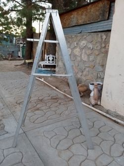 Ladder (6 feet tall )