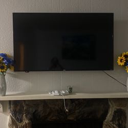 55 Inch Onn Tv Comes With Wall Mount 