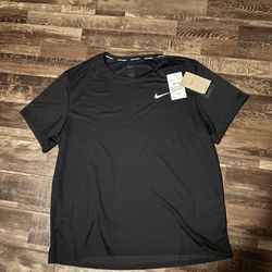 Brand New Nike Men's T-Shirt Black Size XL 