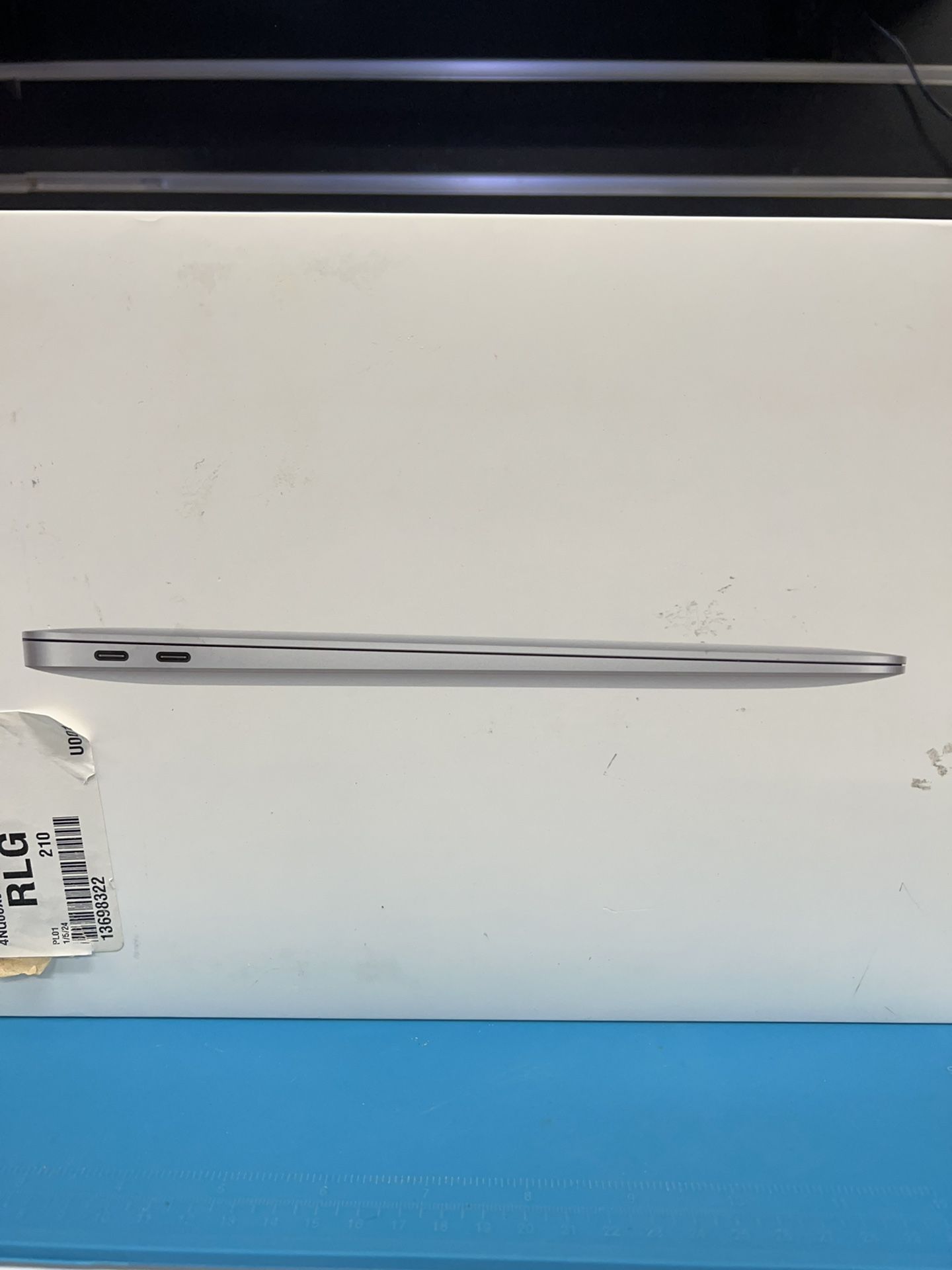 MacBook Air M1 2020 