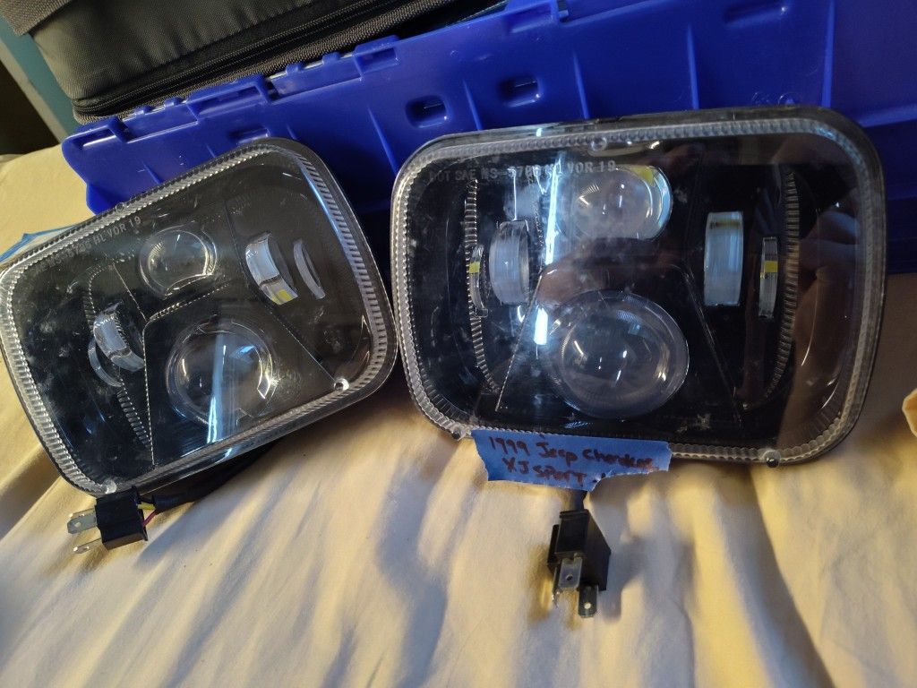5x7 Super Bright LED Headlights Fit Multiple Vehicles (Ford Jeep Chevy)