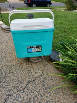 Igloo cooler 28 quart