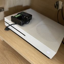 Xbox One S