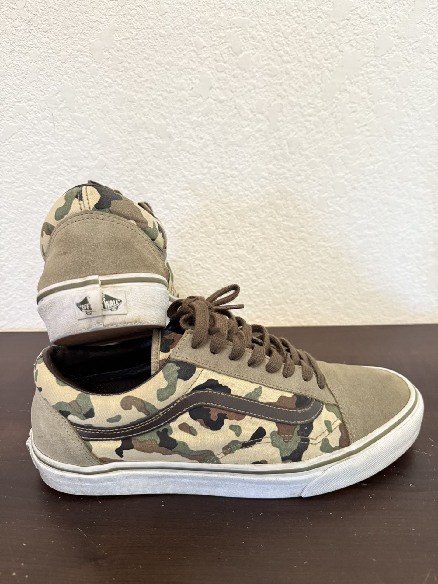 VANS - Camo Old Skool Size 10.5