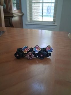 Pack of 2 hair clips