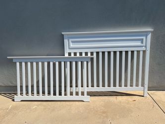 Convertible crib $40