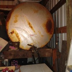 500 Gal Steel Fuel Tank With Hose And Gravity Fed Nozzle.    