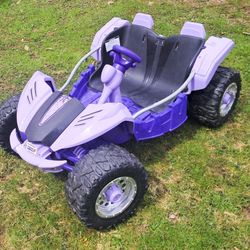Power WHEELS Purple Riding Toy For Girl Or Boy With Battery