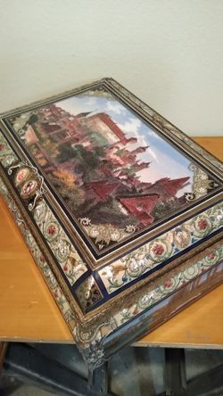 European decor box
