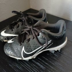 Kids Nike Diamond Softball Cleats