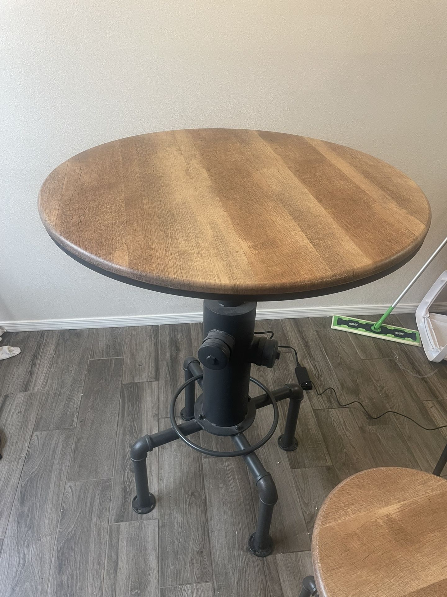 Table and Barstools