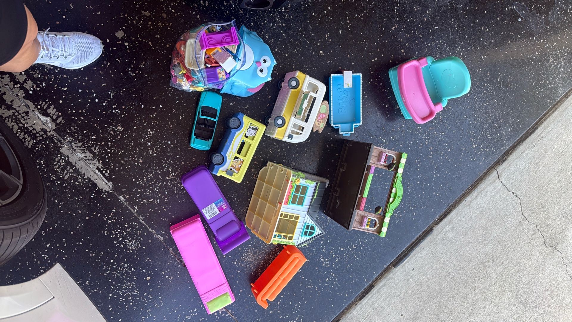 Girl Toys 