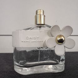 Collectible Marc Jacobs Daisy EMPTY Women’s Eau De Parfum Bottle Only 100 ML/3.3 Fl OZ