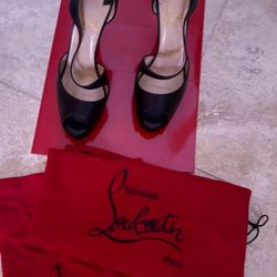 Size 7/ 38 .Christin Louboutin Shoes @$198