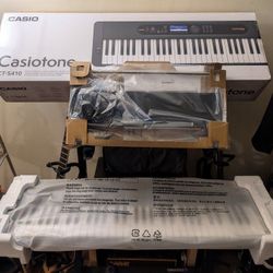 Casio Ct-s410 Musical Keyboard Like New - super portable!