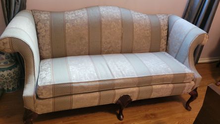 Vintage Victoria Sofa