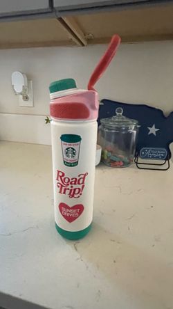 Dandy x Starbucks traveler