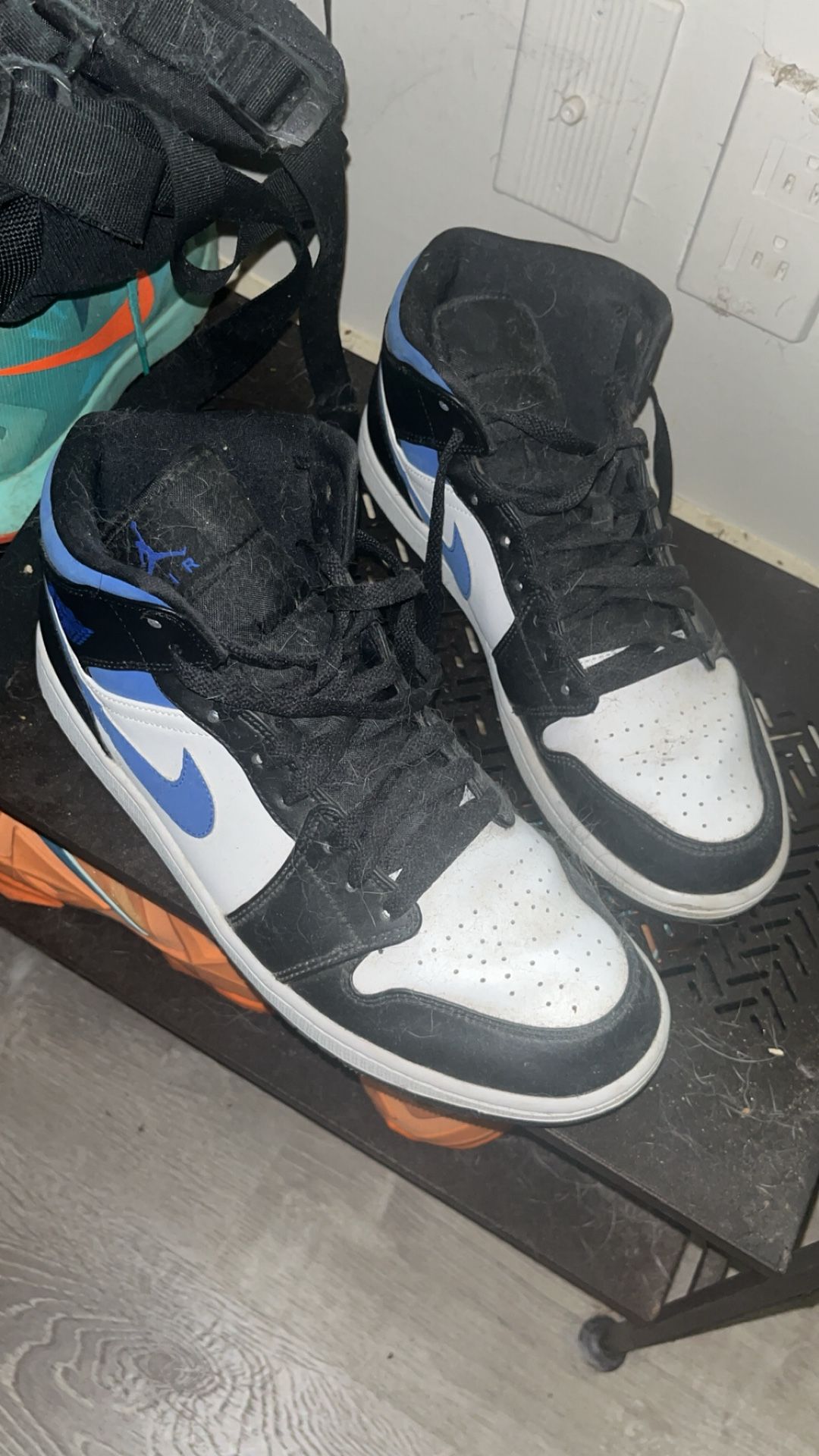 Jordan 1 white Black Racer Blue