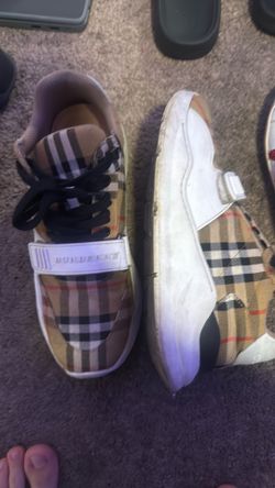Burrberry shoes