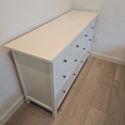 White Bedroom Dresser