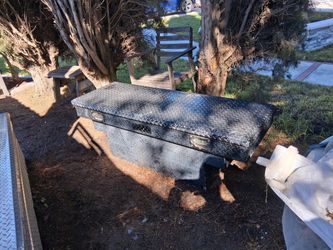 Pickup Truck Bed Tool Box