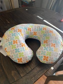 Bobby Nursing Pillow
