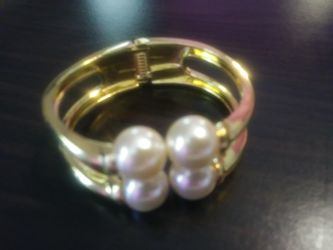 Brand New Plate Bracelet for women