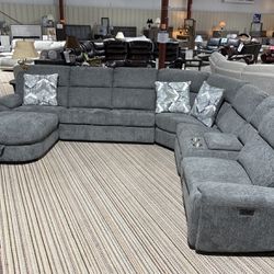 Sectional With Pullout