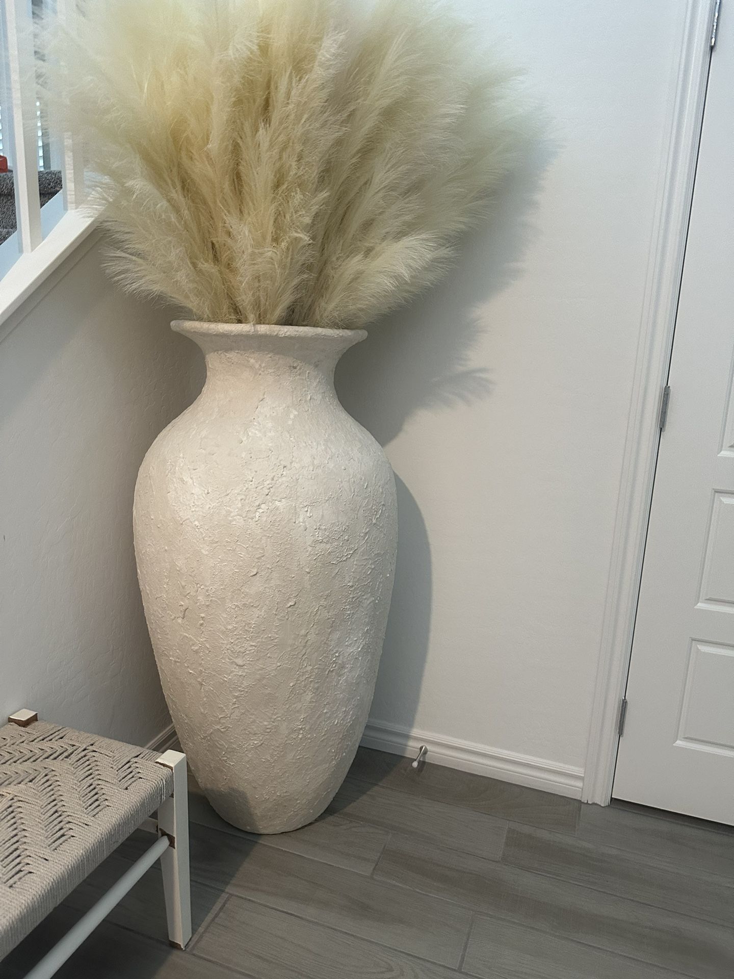 4ft Floor Textured Vase