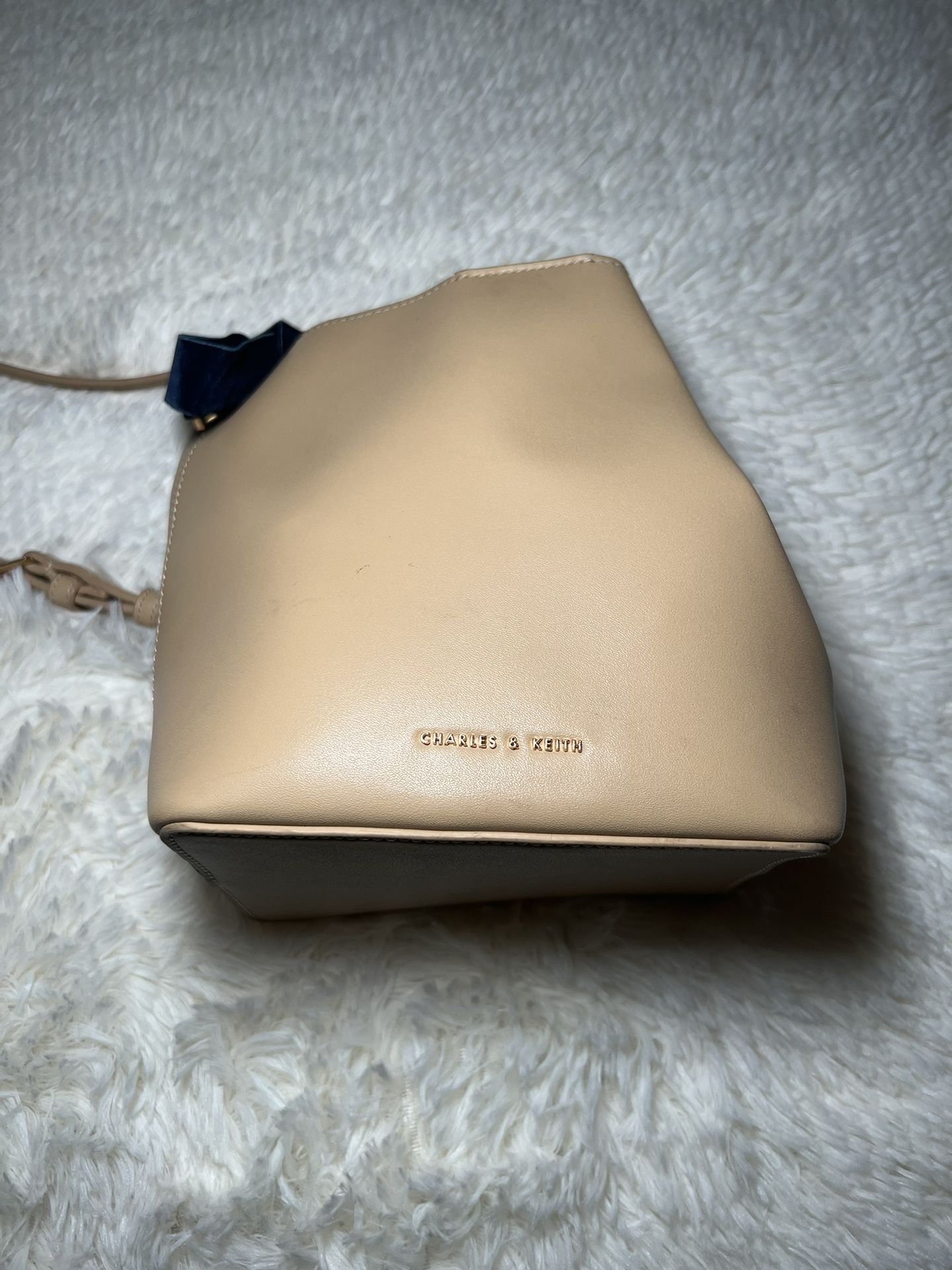 Charles & Keith Purse π