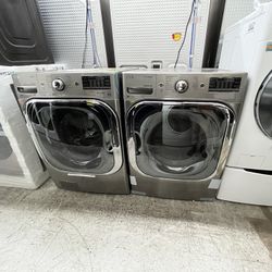 LG NEW WASHER AND ELECTRIC 220 DRYER / WI-FI ENABLED