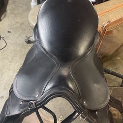 Jumping  Saddle