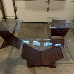 Beautiful 3PC Glass Coffee table Set 